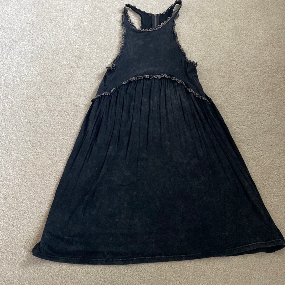 Summer Dress. Black with tan detail and golf zippered back.